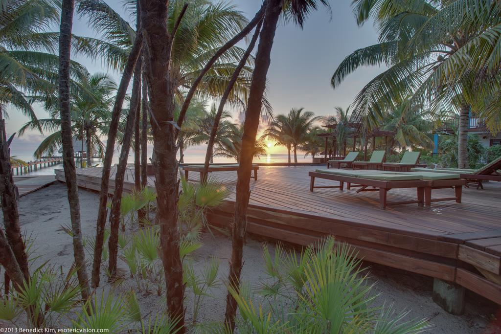 Robert'S Grove Beach Resort Placencia Экстерьер фото