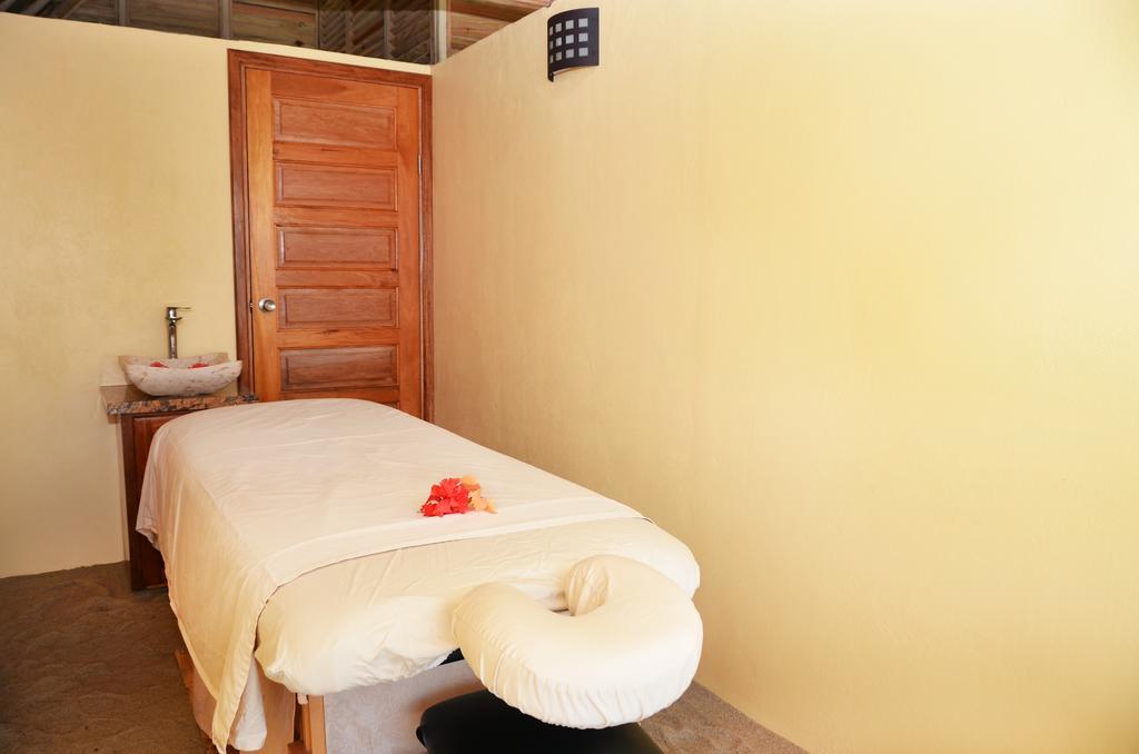 Robert'S Grove Beach Resort Placencia Экстерьер фото